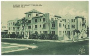 vintage hotel / vacant hotel