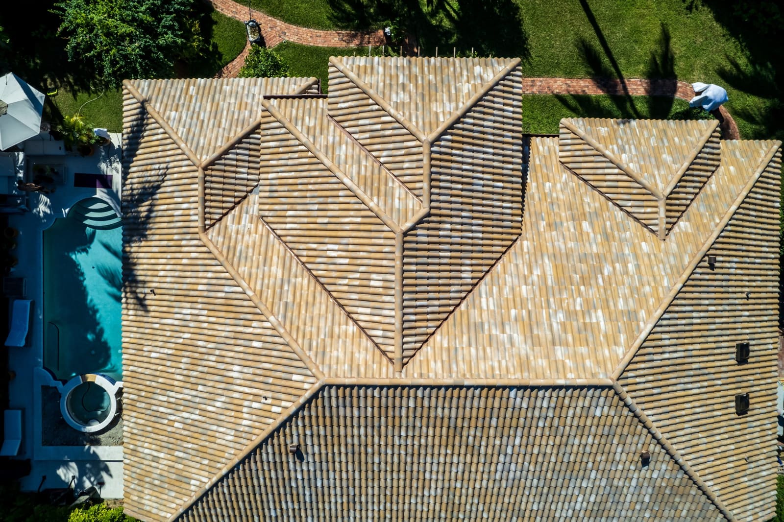 Ludowici tile roof installation by Istueta Roofing